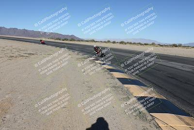 media/Dec-01-2025-Moto Forza (Mon) [[2daa91e15f]]/2-Intermediate Group/Session 4 (Turn 10 Inside)/